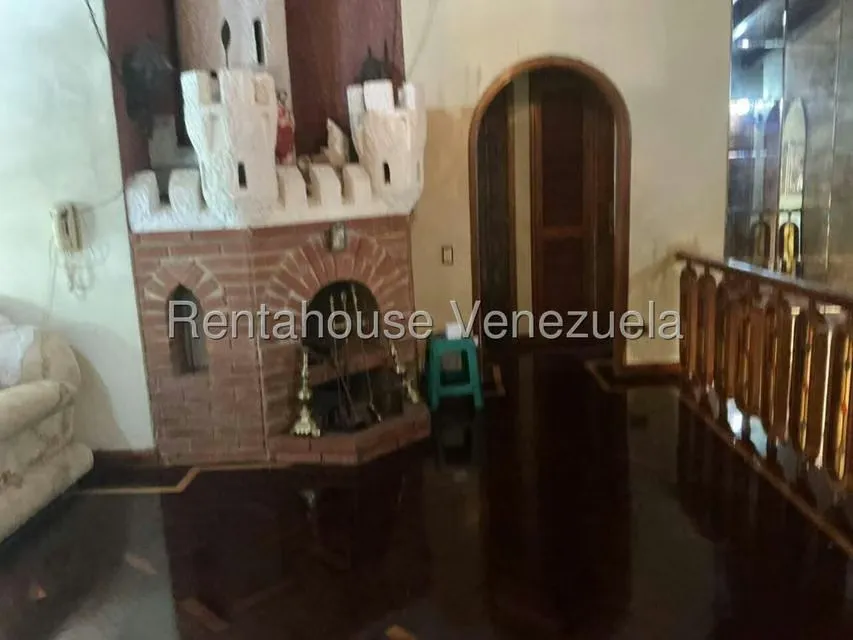 Casa (Colonial) en Venta en La Trinidad, Distrito Metropolitano - 51