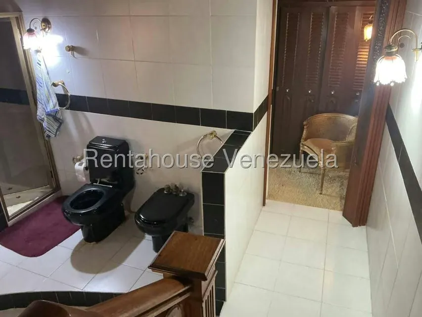 Casa (Colonial) en Venta en La Trinidad, Distrito Metropolitano - 53