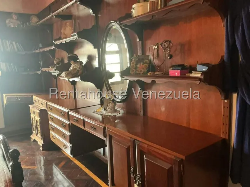 Casa (Colonial) en Venta en La Trinidad, Distrito Metropolitano - 62