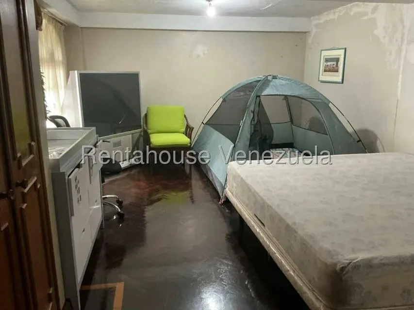 Casa (Colonial) en Venta en La Trinidad, Distrito Metropolitano - 70