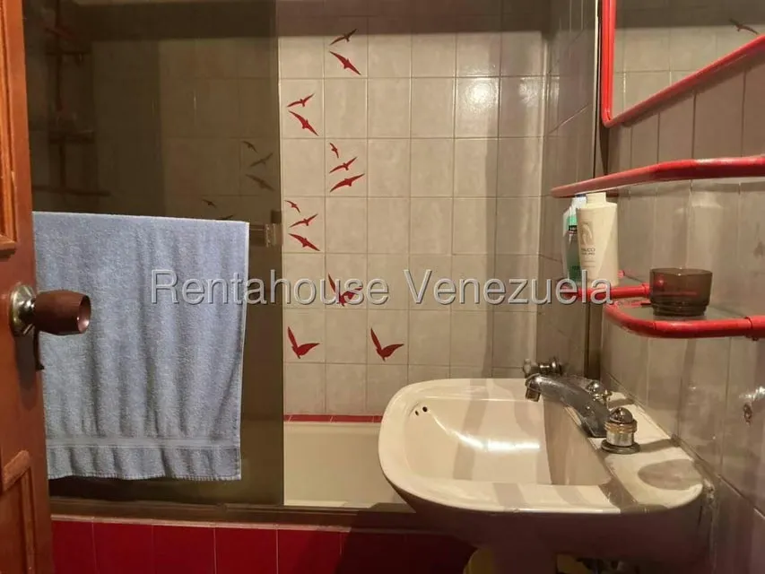 Casa (Colonial) en Venta en La Trinidad, Distrito Metropolitano - 71