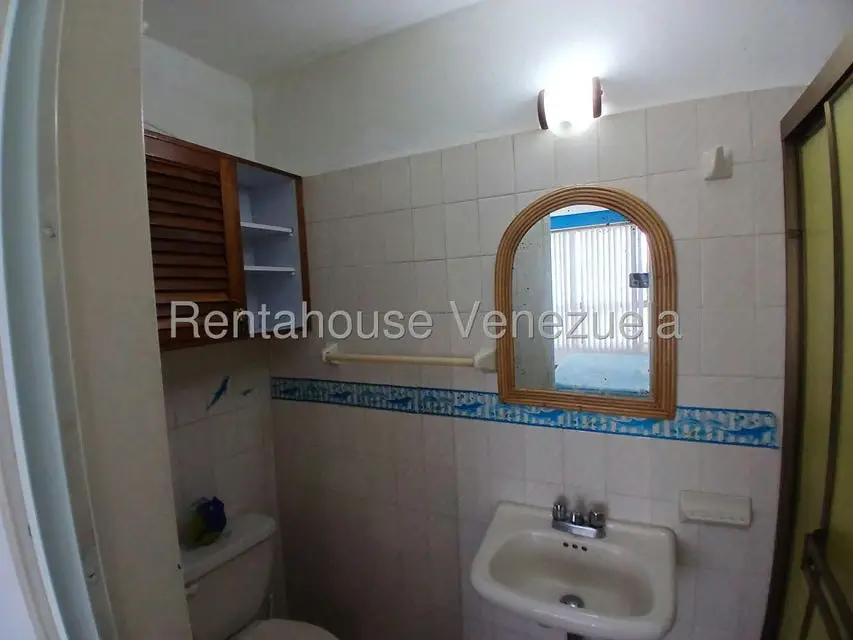 Apartamento (1 Nivel) en Venta en Ciudad Balneario Higuerote, Miranda - 12