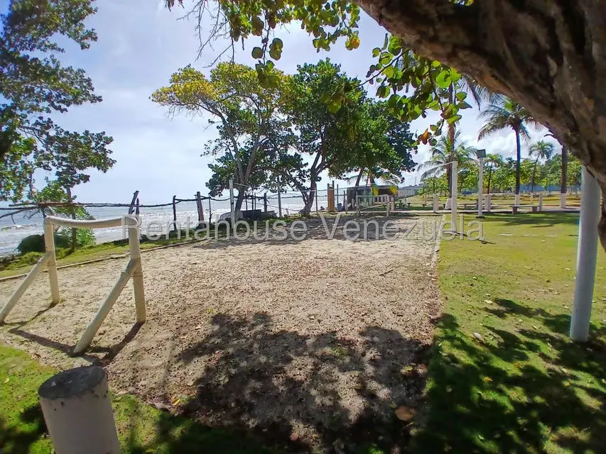 Apartamento (1 Nivel) en Venta en Ciudad Balneario Higuerote, Miranda - 20