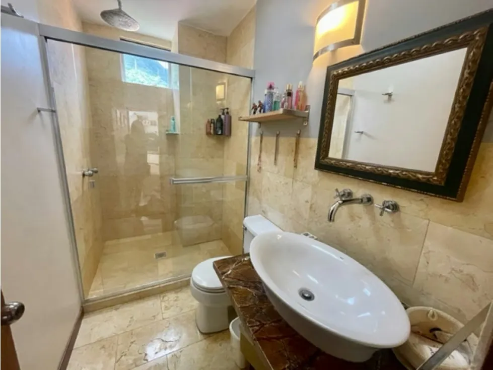 Se vende PH 300m2 Los Palos Grandes 9646 - 16