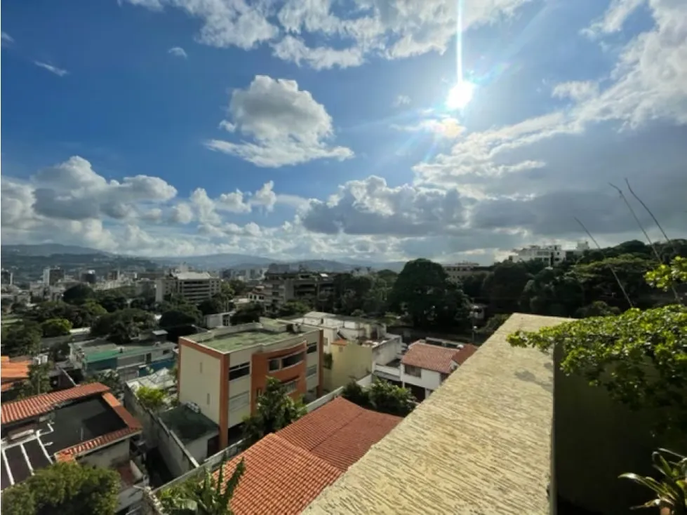 Se vende PH 300m2 Los Palos Grandes 9646 - 26