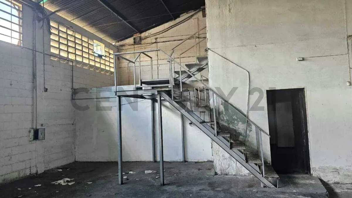 Galpón Industrial en Alquiler - 7