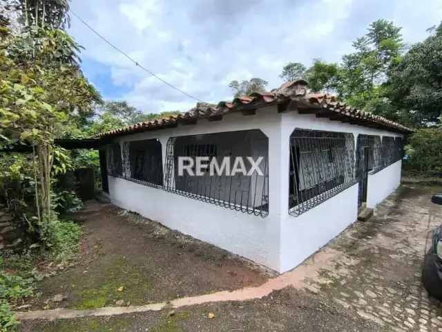 CASA + TERRENO EN VENTA Ubicado En San Rafael de cordero