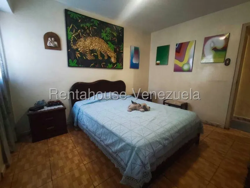 Apartamento (1 Nivel) en Venta en Santa Eduvigis, Distrito Metropolitano - 14