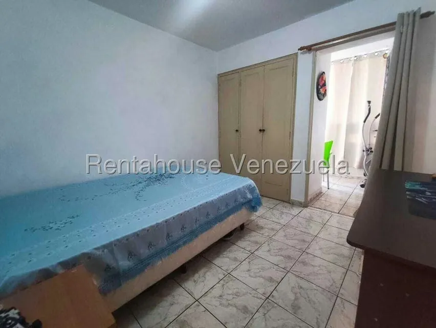 Apartamento (1 Nivel) en Venta en Santa Eduvigis, Distrito Metropolitano - 19