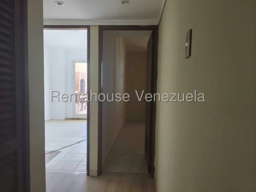 Casa (Multipes Niveles) en Venta en Avenida Milagro Norte, Zulia - 21
