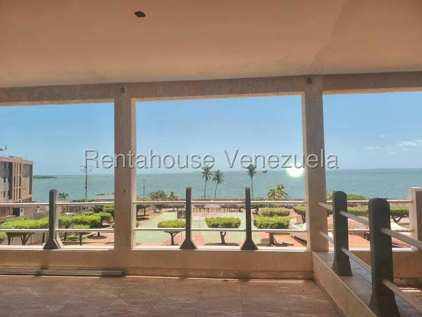 Casa (Multipes Niveles) en Venta en Avenida Milagro Norte, Zulia - 30