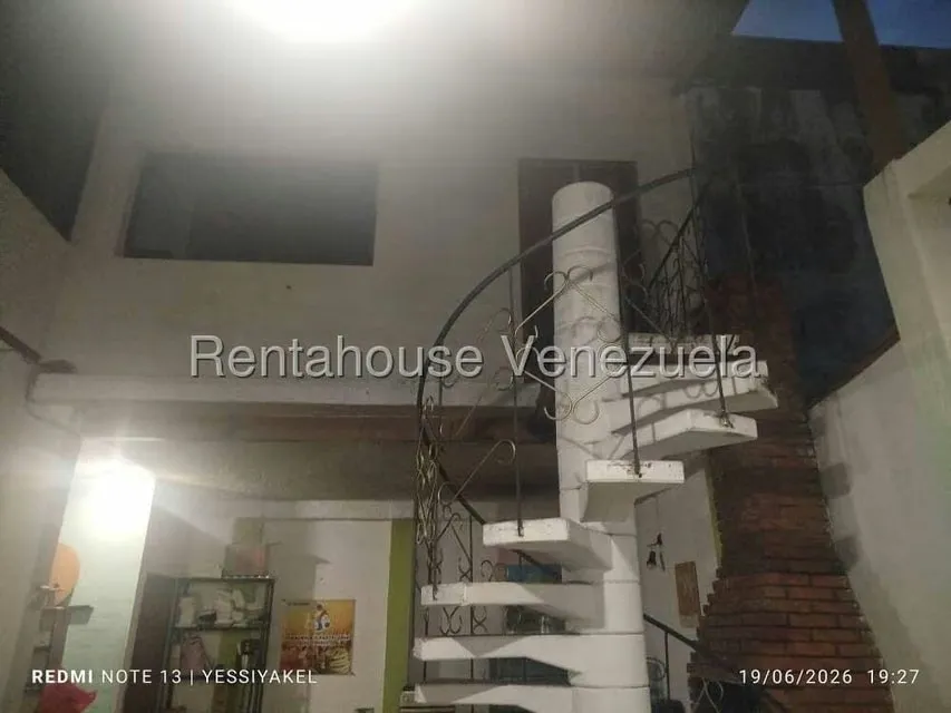 Casa (Duplex) en Venta en Residencias Aeropuerto, Trujillo - 9