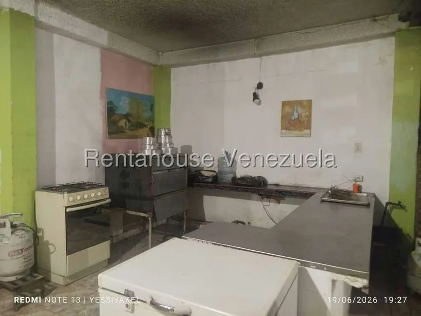 Casa (Duplex) en Venta en Residencias Aeropuerto, Trujillo - 10