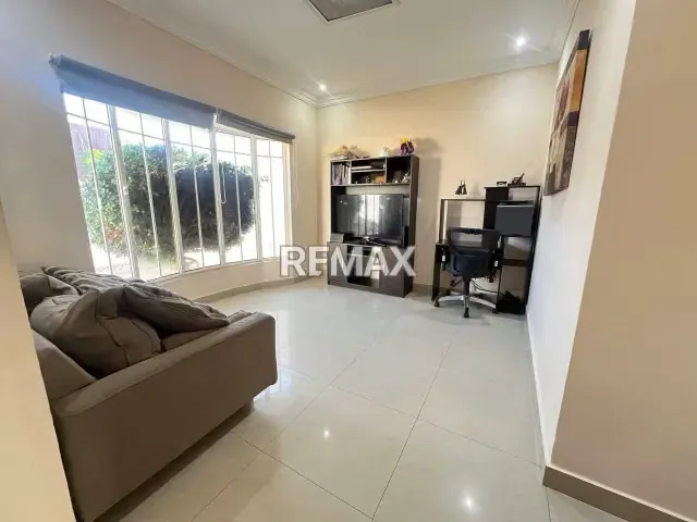 VENTA CASA EN COSTA AZUL CON PISCINA PRIVADA DENTRO DE UNA URBANIZACION - 19