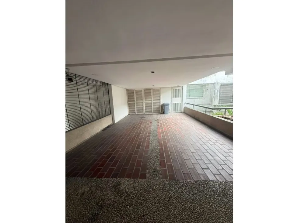 Vendo/alquilo apartamento duplex c/terraza 305m2 La Lagunita 6435 - 20