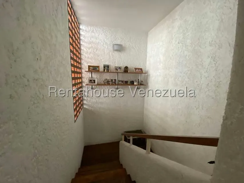Casa (Duplex) en Alquiler en Montecristo, Distrito Metropolitano - 11