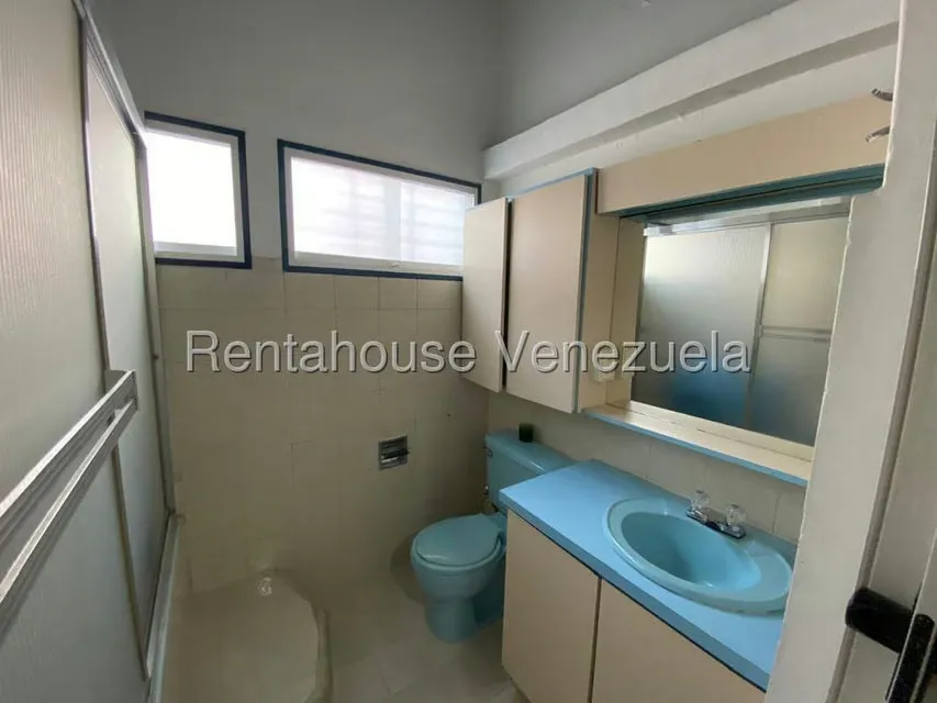Casa (Duplex) en Alquiler en Montecristo, Distrito Metropolitano - 5