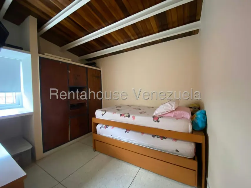 Casa (Duplex) en Alquiler en Montecristo, Distrito Metropolitano - 8