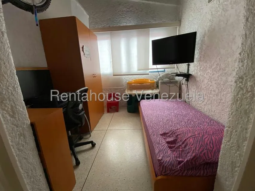 Casa (Duplex) en Alquiler en Montecristo, Distrito Metropolitano - 9
