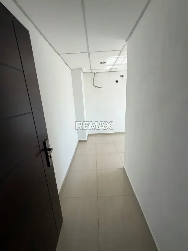 ALQUILER DE CONSULTORIO MEDICO MARACAY - 6