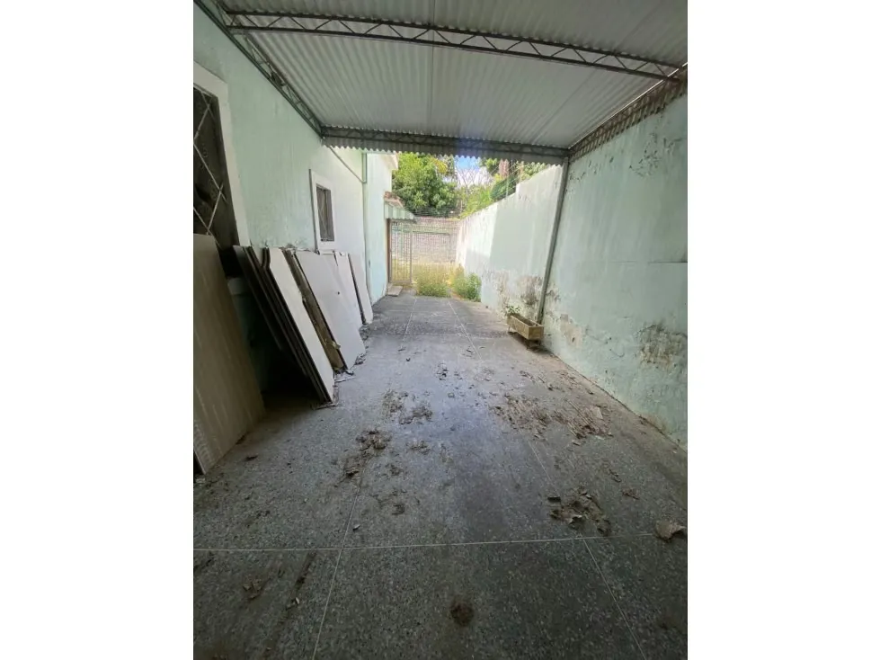 Casa a Remodelar o Terreno en Parte Alta de Altamira con Proyecto - 2