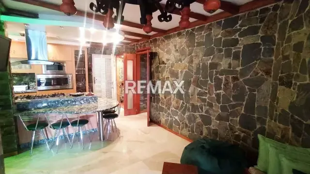 LINDO APARTAMENTO EN VENTA EN EL SOLAR DEL HATILLO - 3