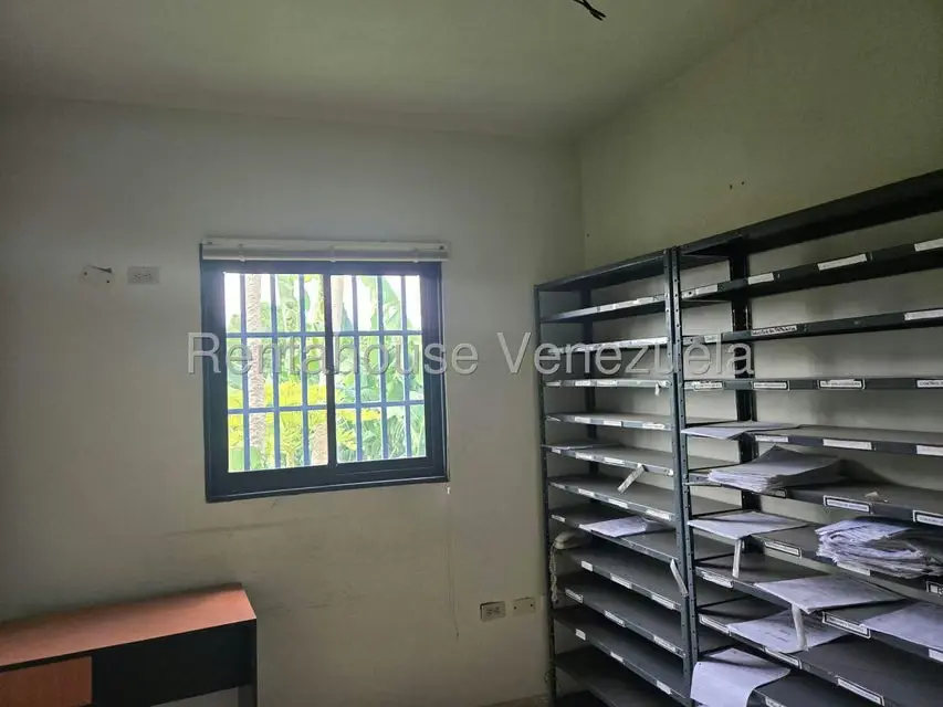 Local Comercial en Alquiler en Barrio Libertad, Zulia - 6