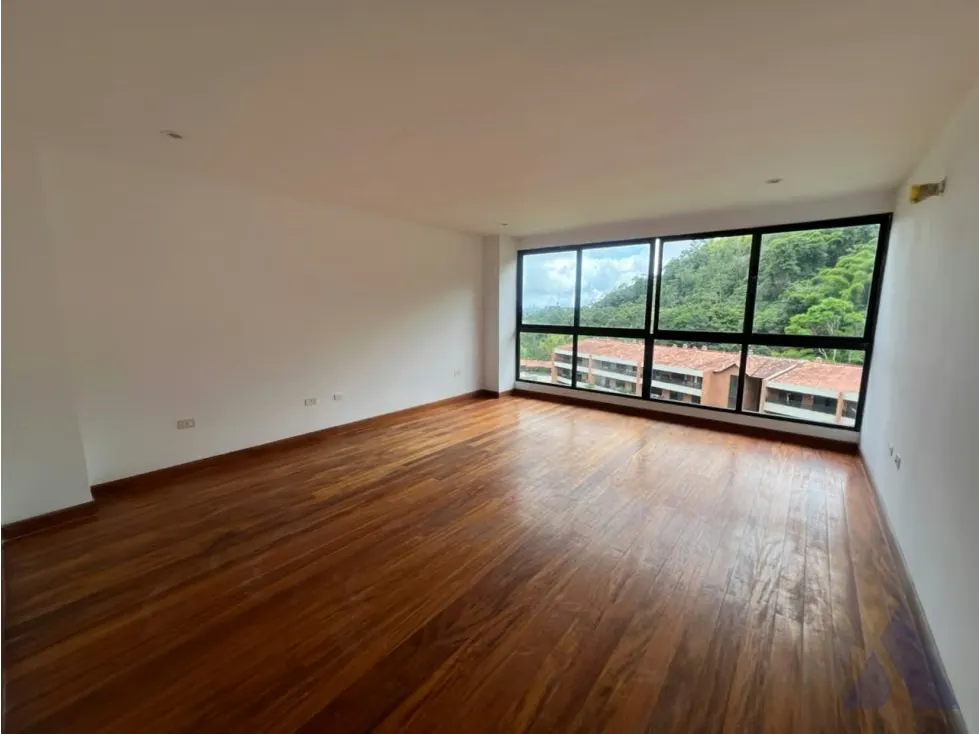 Vendo apartamento 200m2 La Lagunita 5431 - 7