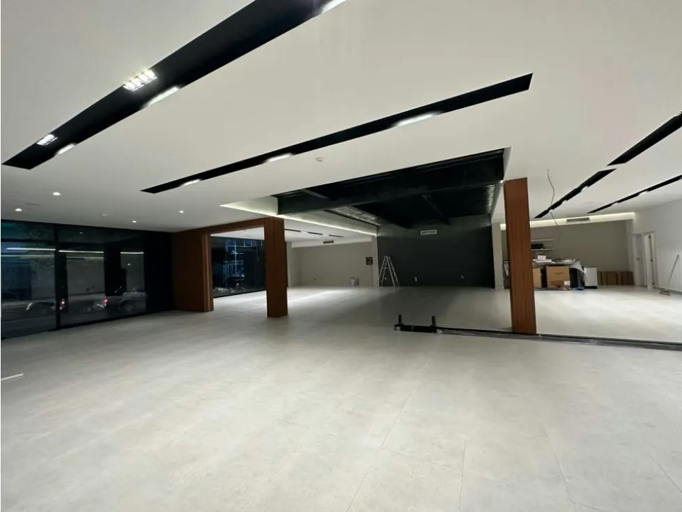 Vendo local comercial 800m2 La Castellana 4385 - 18