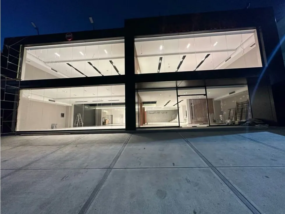 Vendo local comercial 800m2 La Castellana 4385 - 8