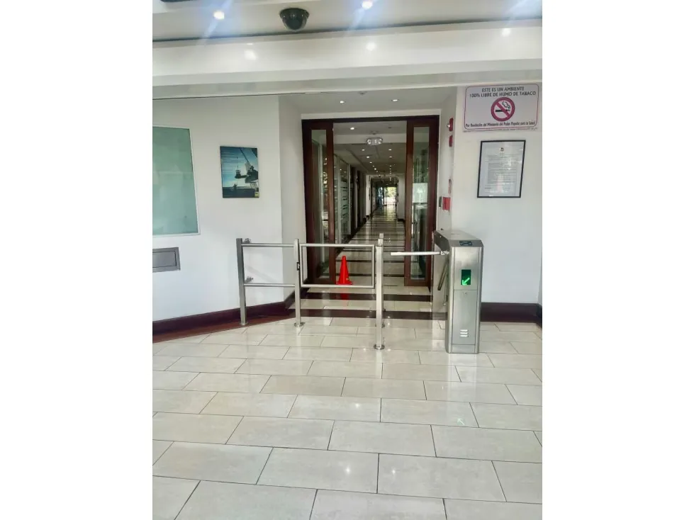 Vendo edificio 4136m2 Las Mercedes 0420 - 2