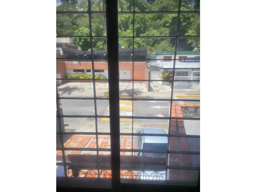 En Alquiler Local Comercial Avenida Principal Chuao Baruta Caracas - 13