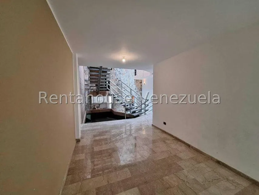 Casa (Multipes Niveles) en Venta en Los Pomelos, Distrito Metropolitano - 4
