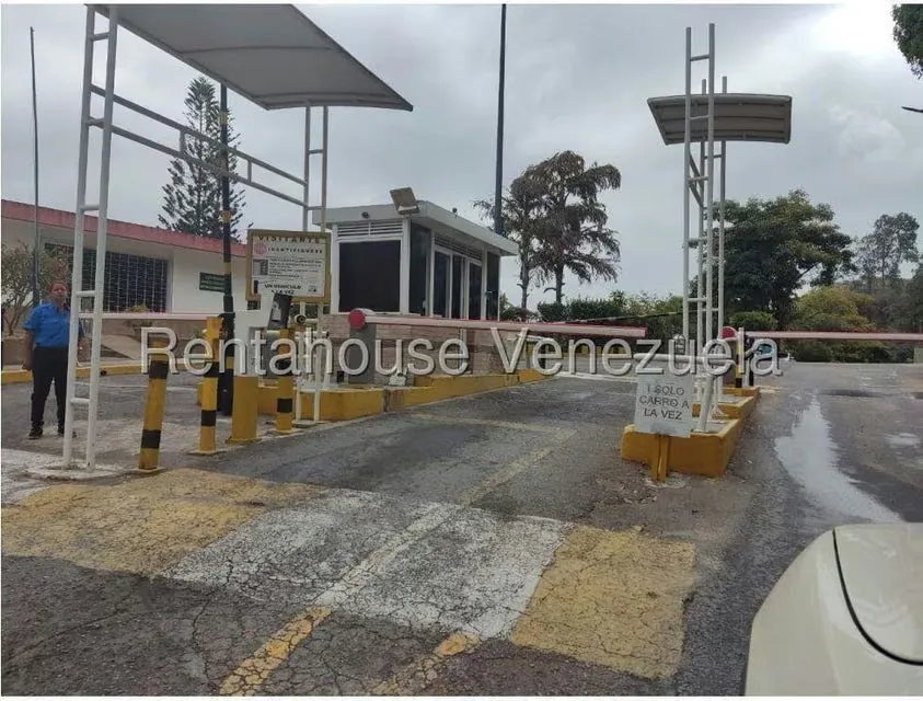 Casa (Multipes Niveles) en Venta en Los Pomelos, Distrito Metropolitano - 34