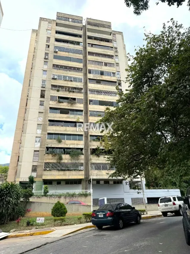 APARTAMENTO EN VENTA - URB. SAN BERNARDINO