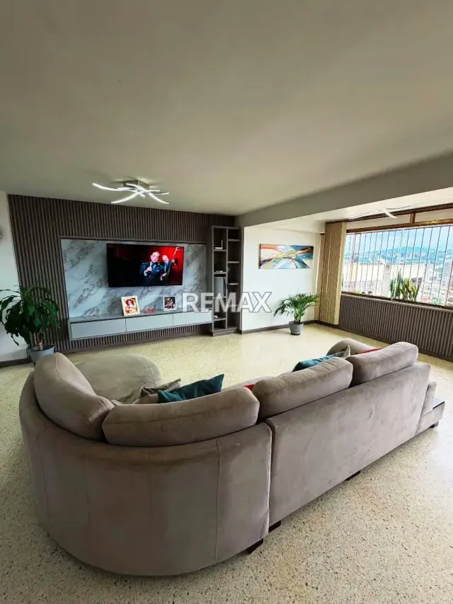APARTAMENTO EN VENTA - URB. SAN BERNARDINO - 5