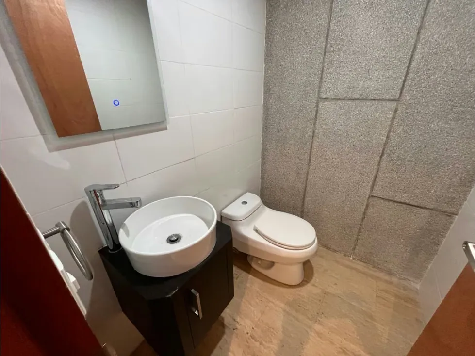 Se alquila apartamento 145m2 La Castellana 0976 - 8
