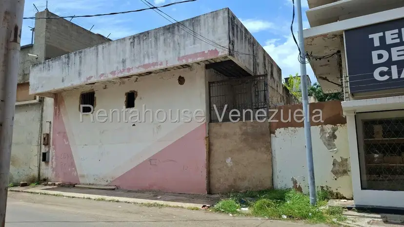 Comercial (Edificio) en Venta en Centro, Zulia