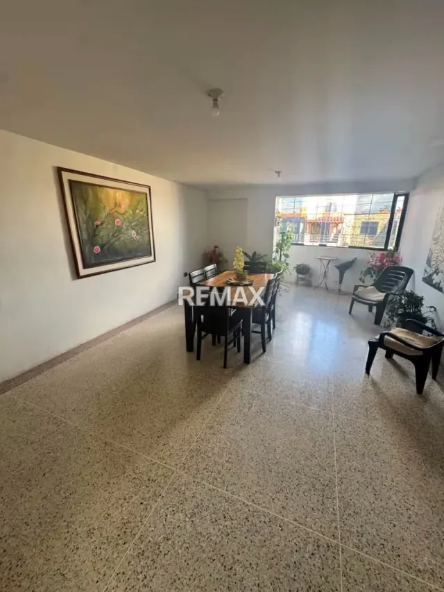 EN VENTA APARTAMENTO PARQUE RESIDENCIAL LA MANTUANA - 2