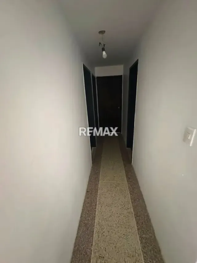 EN VENTA APARTAMENTO PARQUE RESIDENCIAL LA MANTUANA - 4