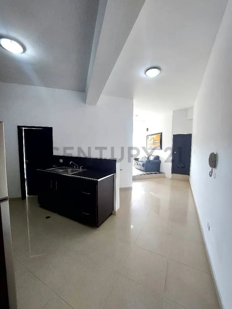 ACOGEDOR APARTAMENTO EN ALQUILER - 2