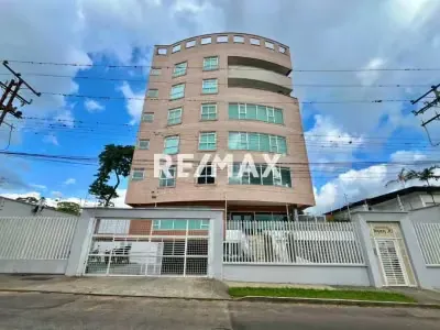 Apartamento amoblado en Barrio Obrero en el exclusivo conjunto residencial Tepuy 26.