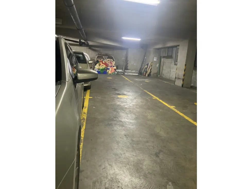 Vendo local comercial 215m2 La Urbina 9571 - 21