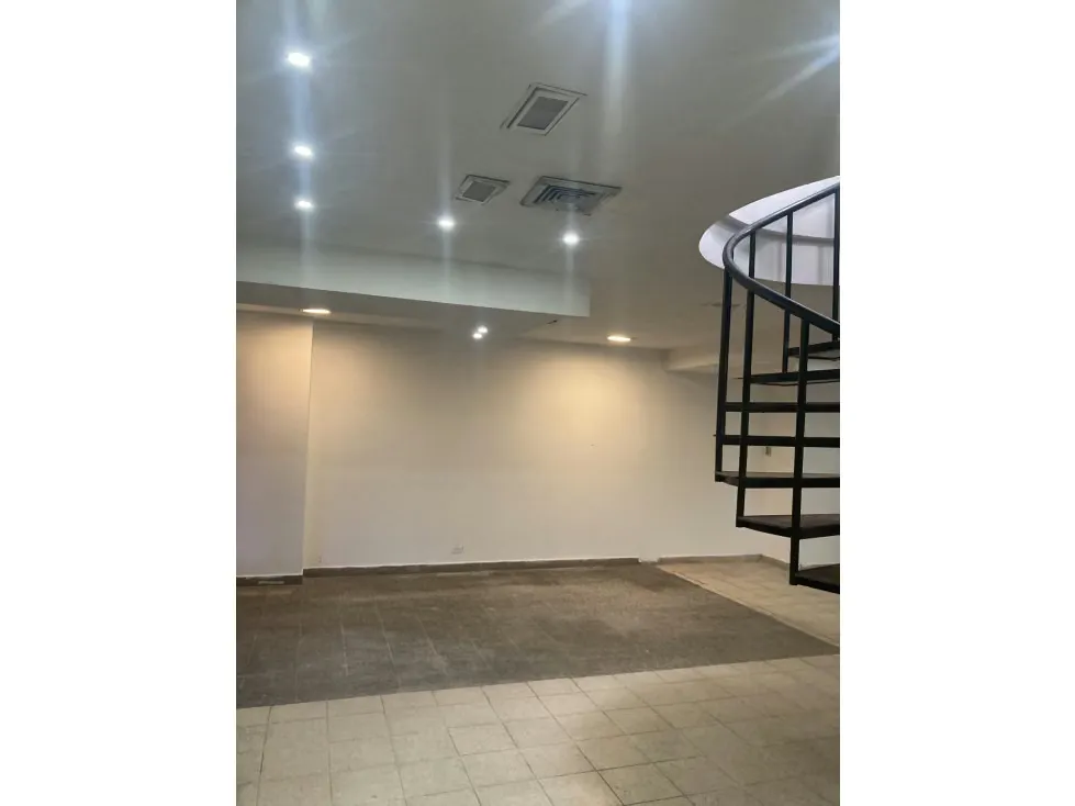 Vendo local comercial 215m2 La Urbina 9571 - 9