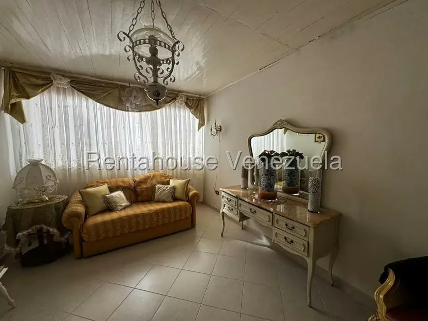 Apartamento (1 Nivel) en Venta en Los Nuevos Teques, Miranda - 16
