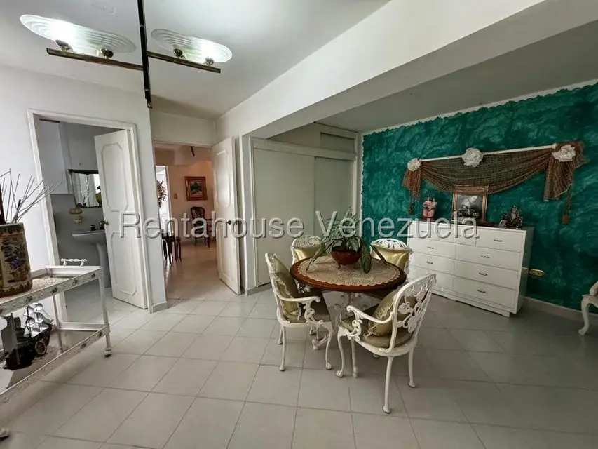 Apartamento (1 Nivel) en Venta en Los Nuevos Teques, Miranda - 21
