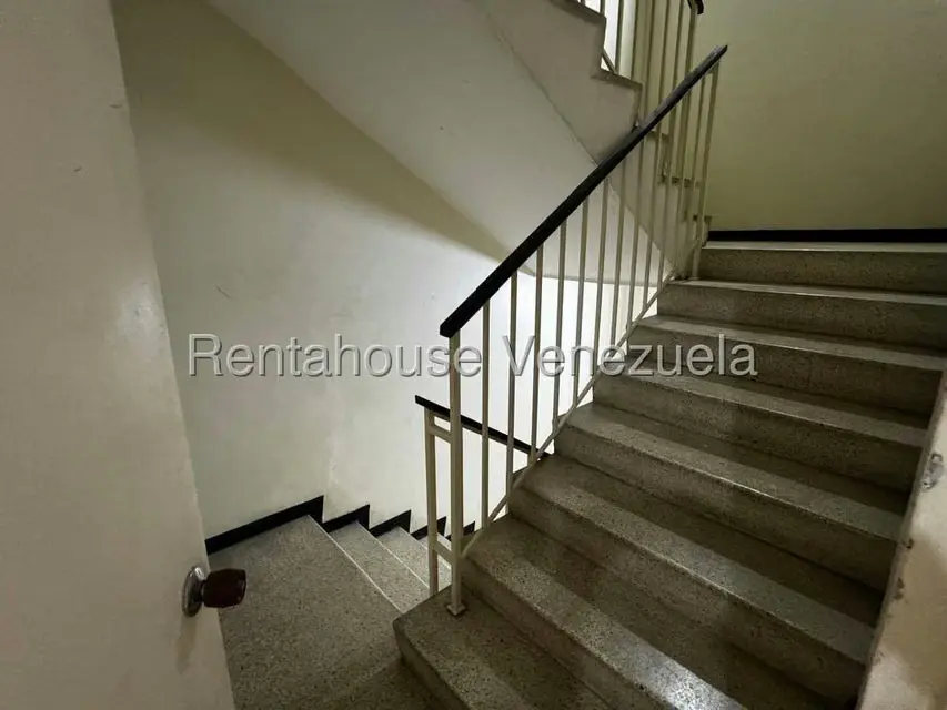 Apartamento (1 Nivel) en Venta en Los Nuevos Teques, Miranda - 30