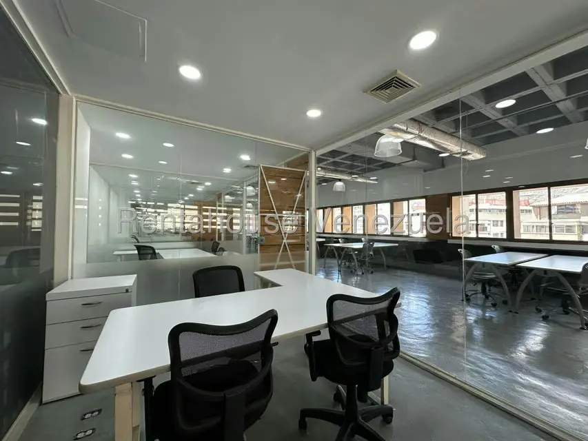 Oficina en Venta en Los Palos Grandes, Distrito Metropolitano - 15