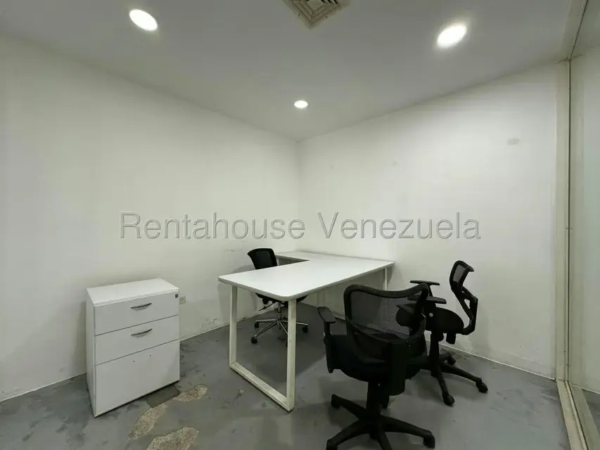Oficina en Venta en Los Palos Grandes, Distrito Metropolitano - 21