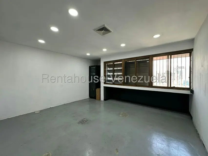 Oficina en Venta en Los Palos Grandes, Distrito Metropolitano - 22